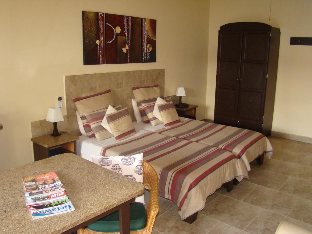 Auberge Guest Lodge Mbombela Cameră foto